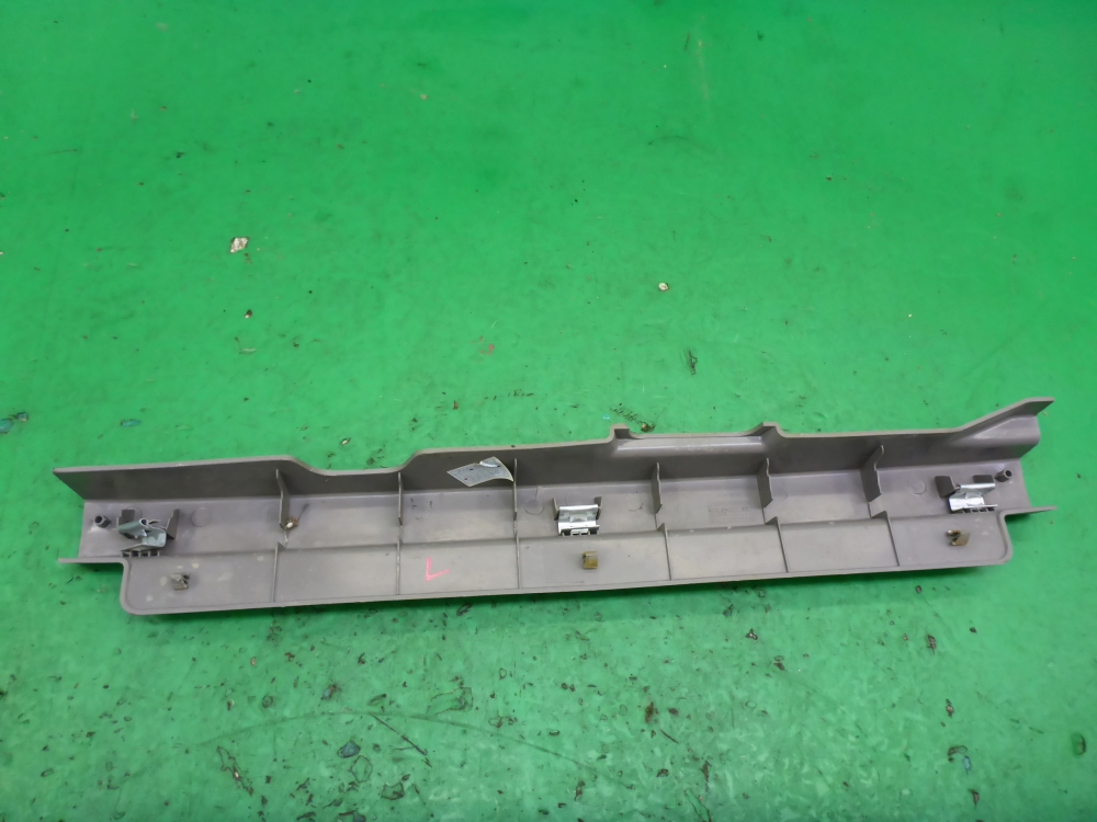 Накладка порога (внутренняя)