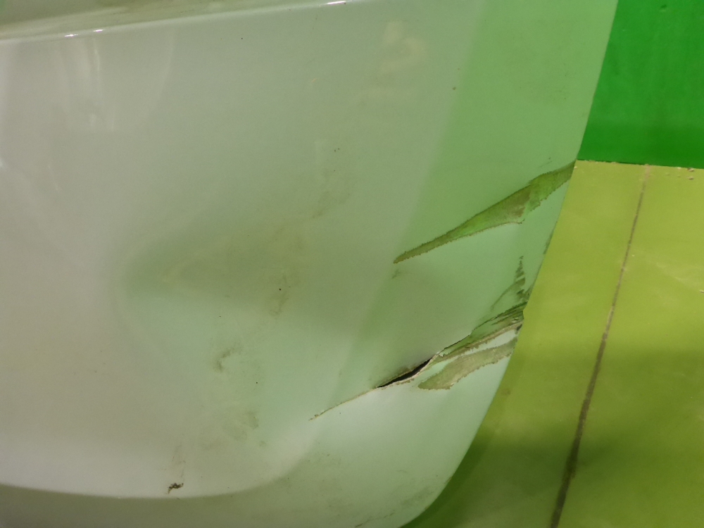 Дверь багажника