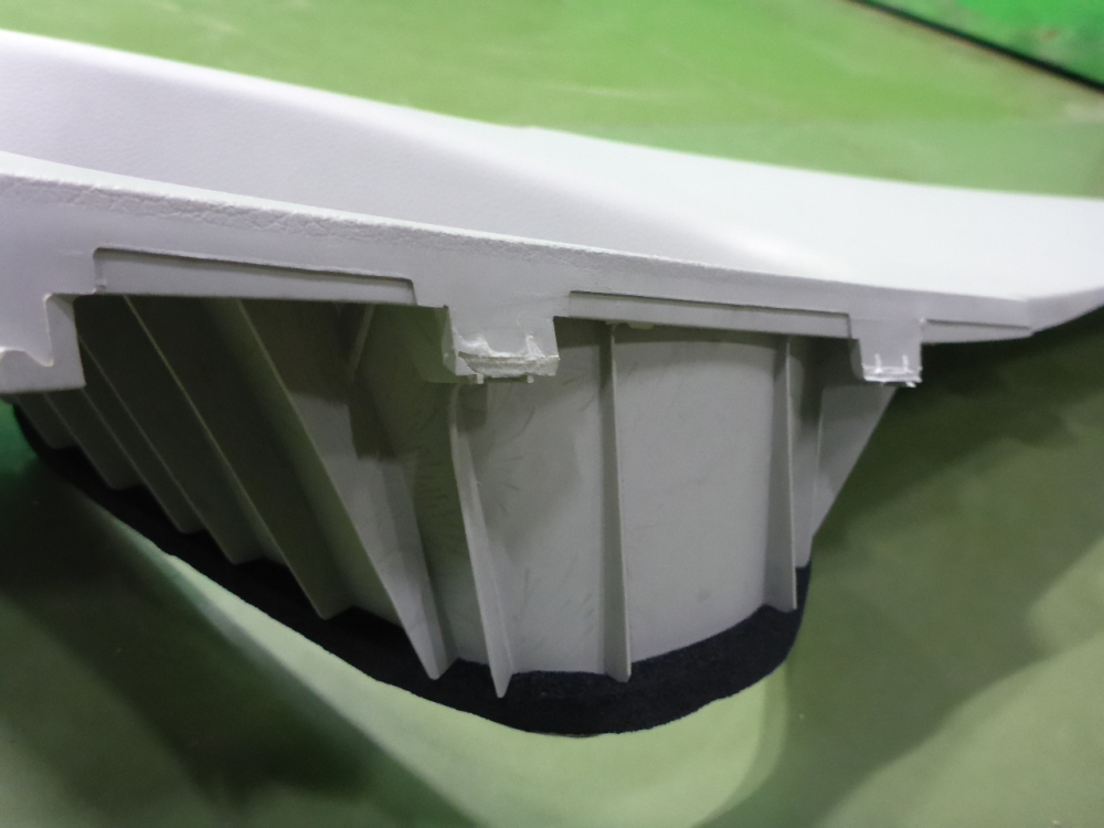 Обшивка стойки