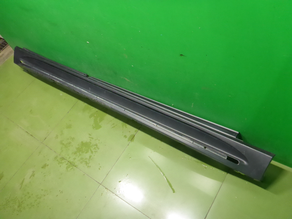 Подножка правая