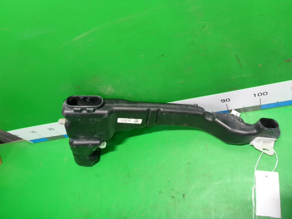 Бачок омывателя лобового стекла