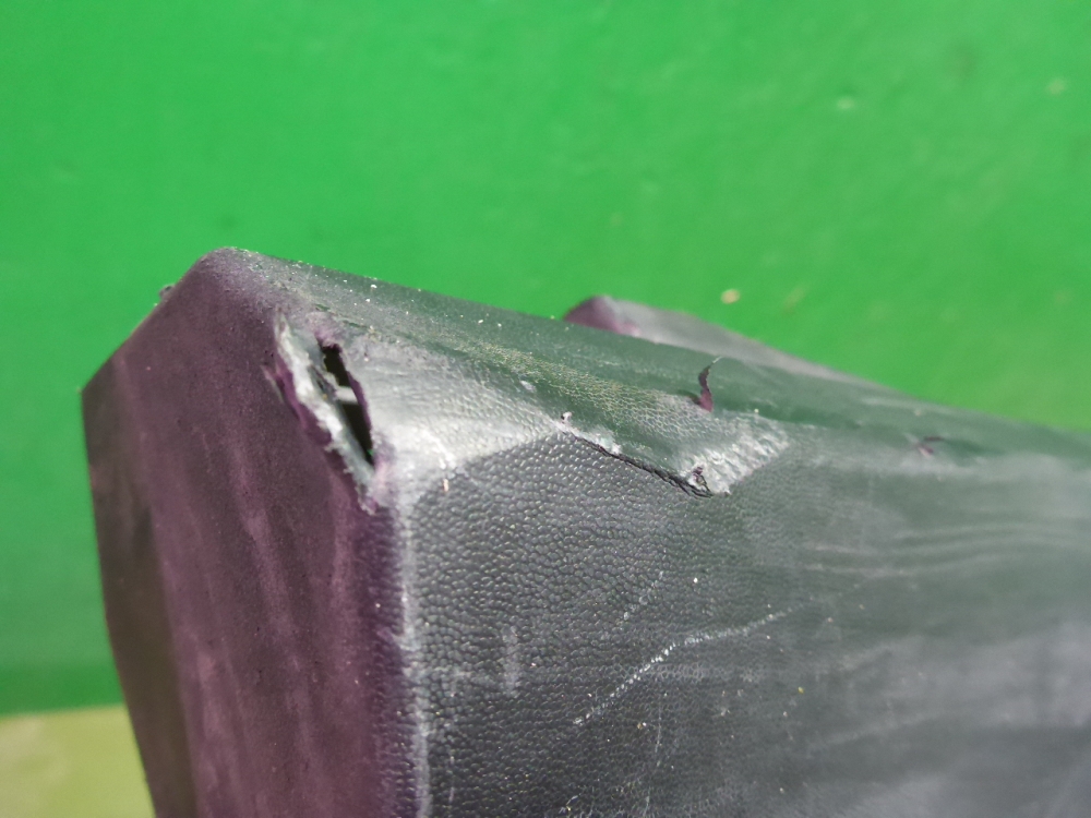 Подножка правая