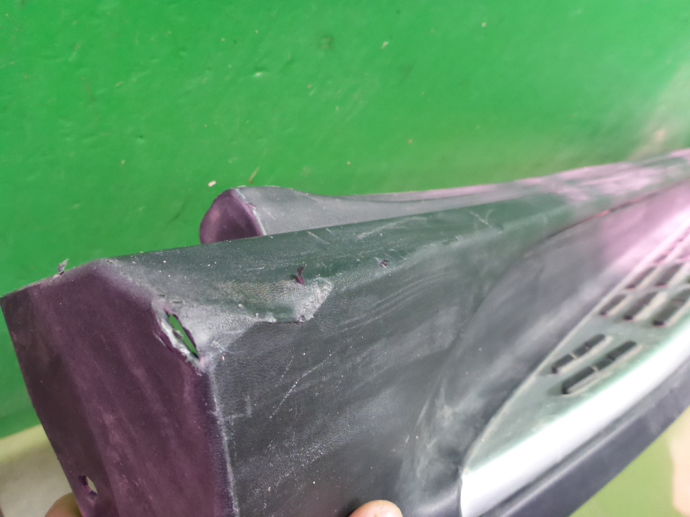 Подножка правая