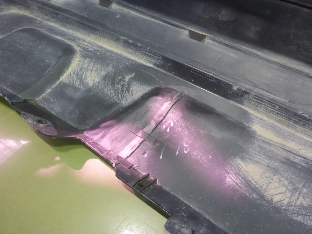 Бампер задний