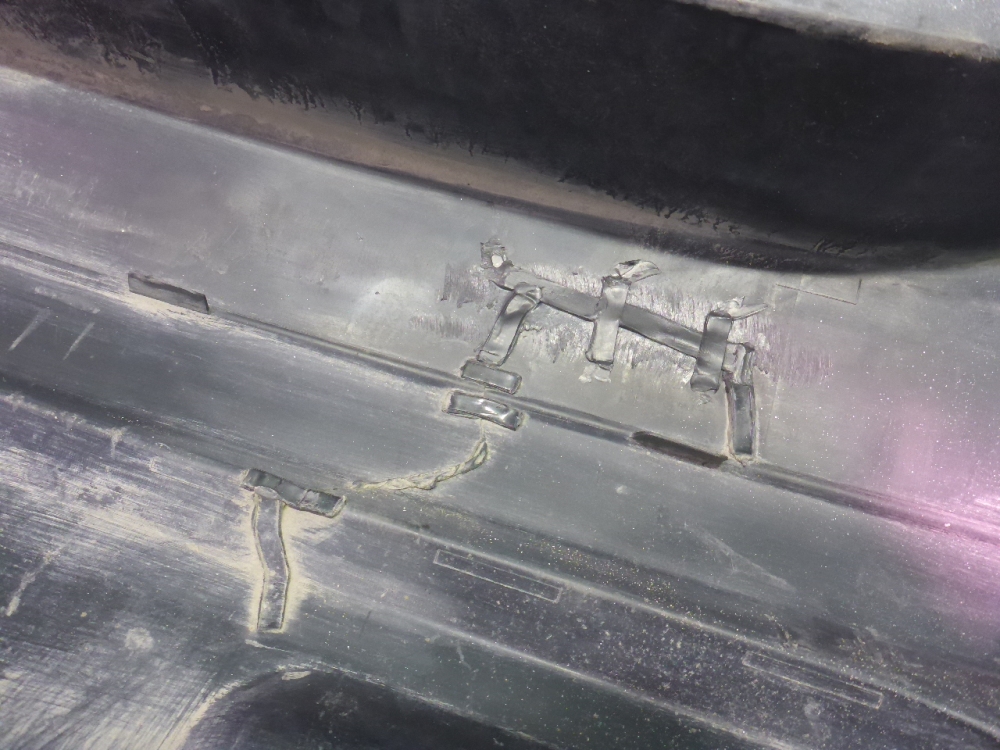 Бампер задний