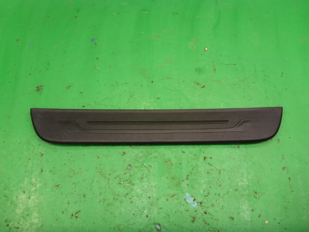 Накладка порога (внутренняя)