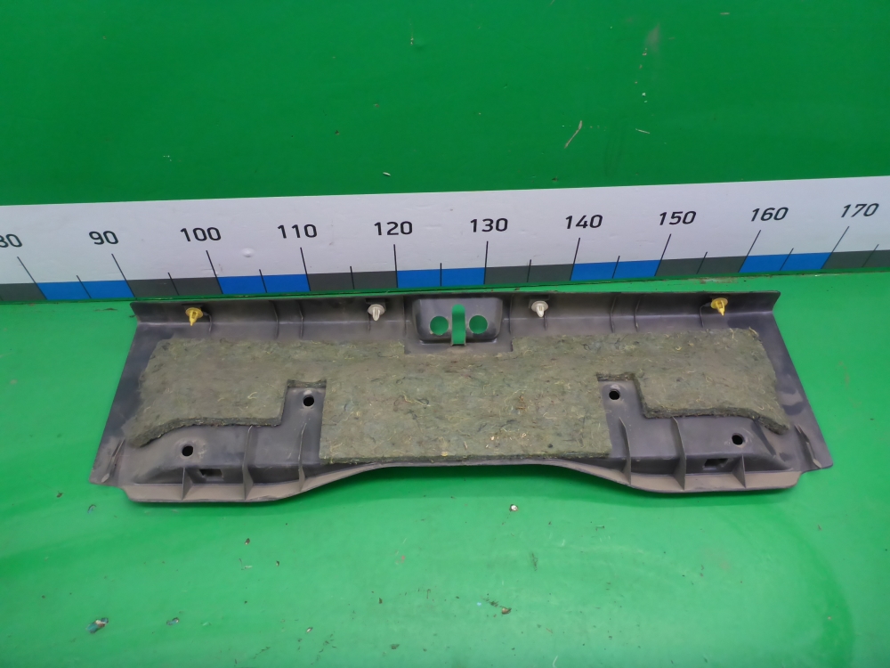 Обшивка багажника