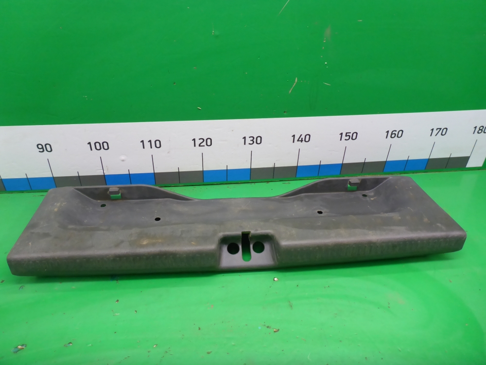 Обшивка багажника