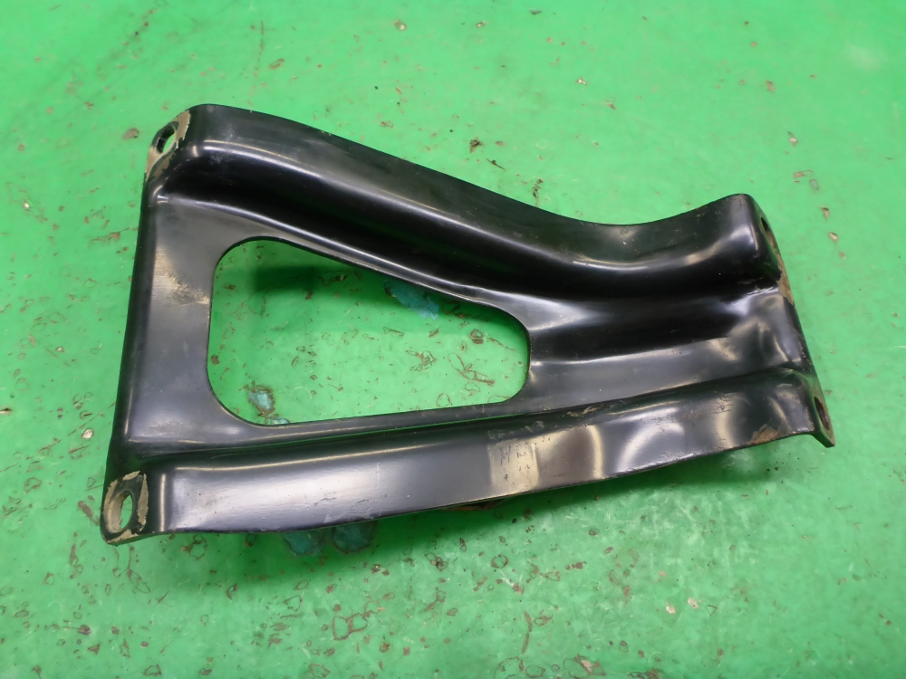 Кронштейн (сопут. товар)