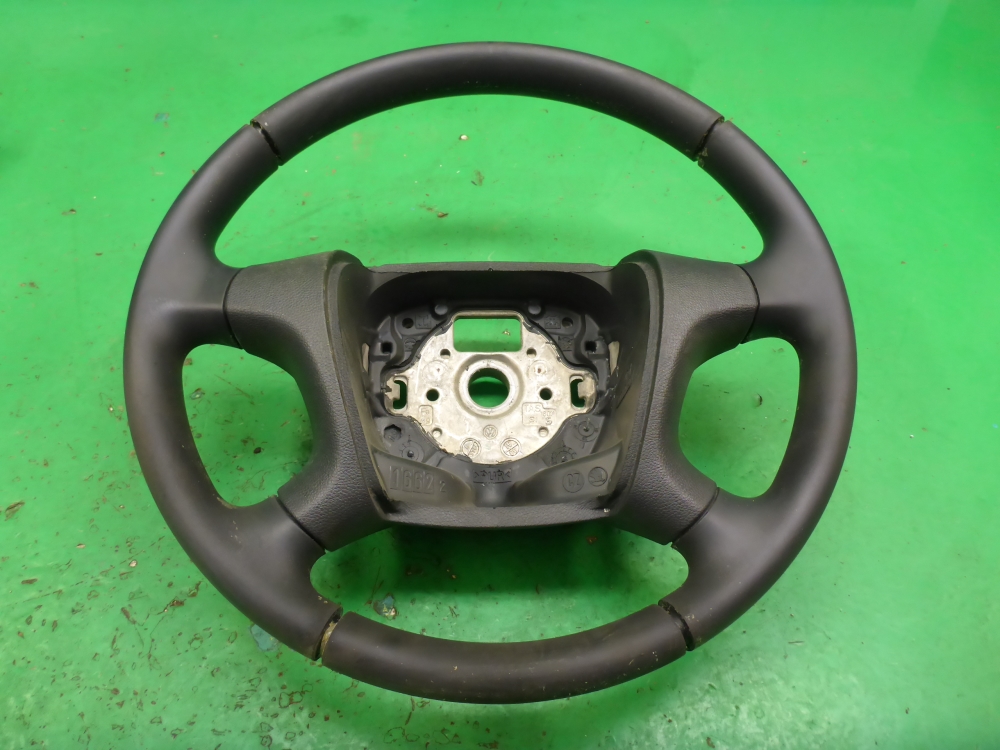 Рулевое колесо (руль)