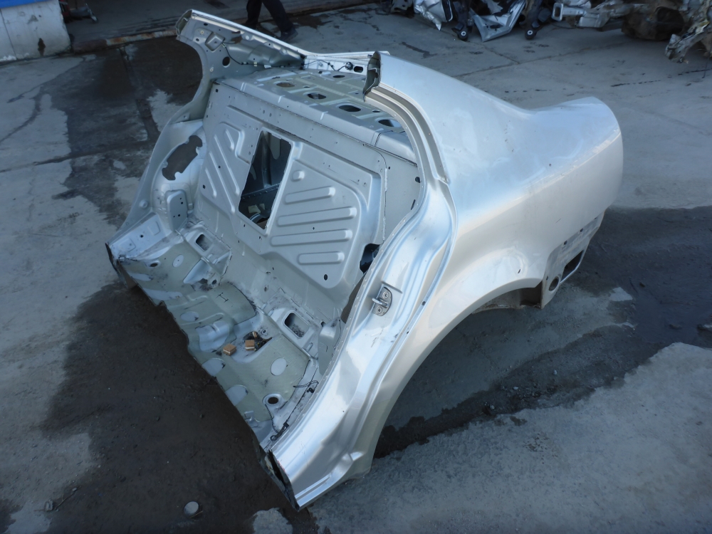 Кузовной элемент