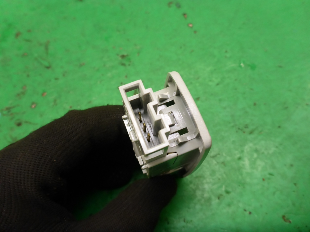 Плафон салонный