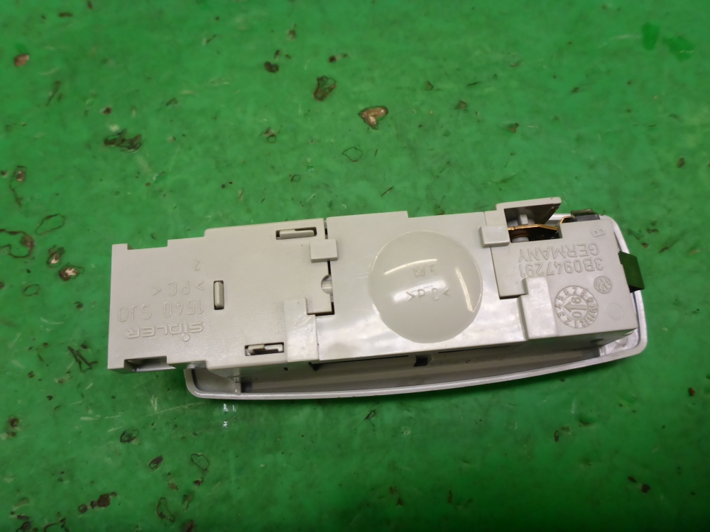 Плафон салонный