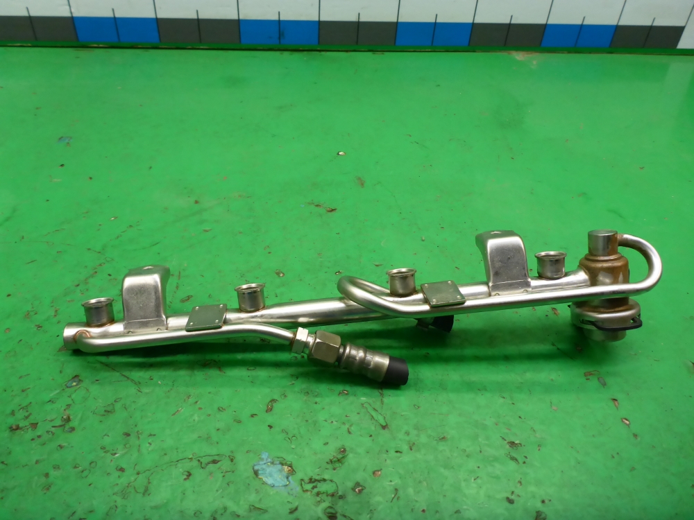 Рейка топливная (рампа)