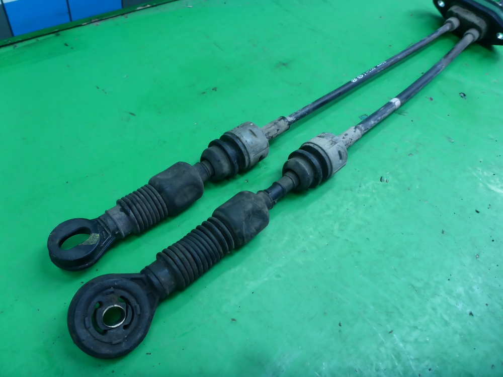 Трос КПП (выбора/переключения передач)