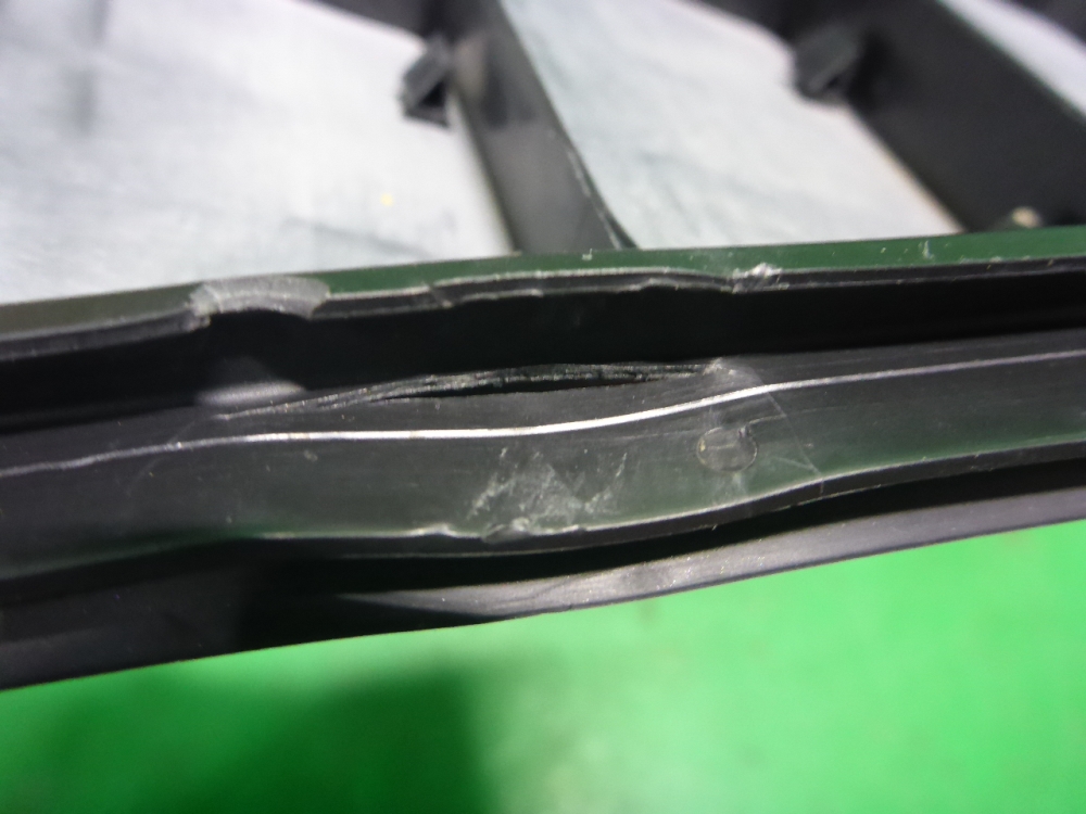 Клапан вентиляции топливного бака