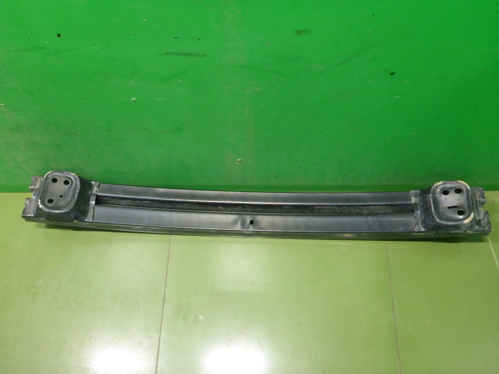 Усилитель заднего бампера