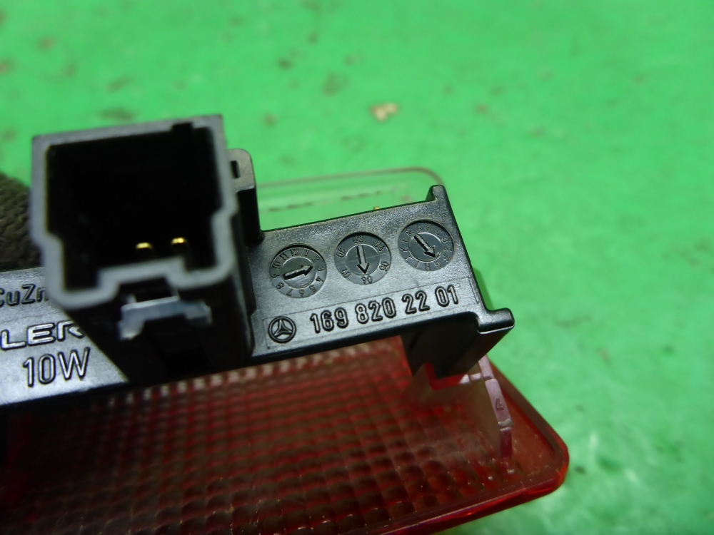 Фонарь подсветки двери