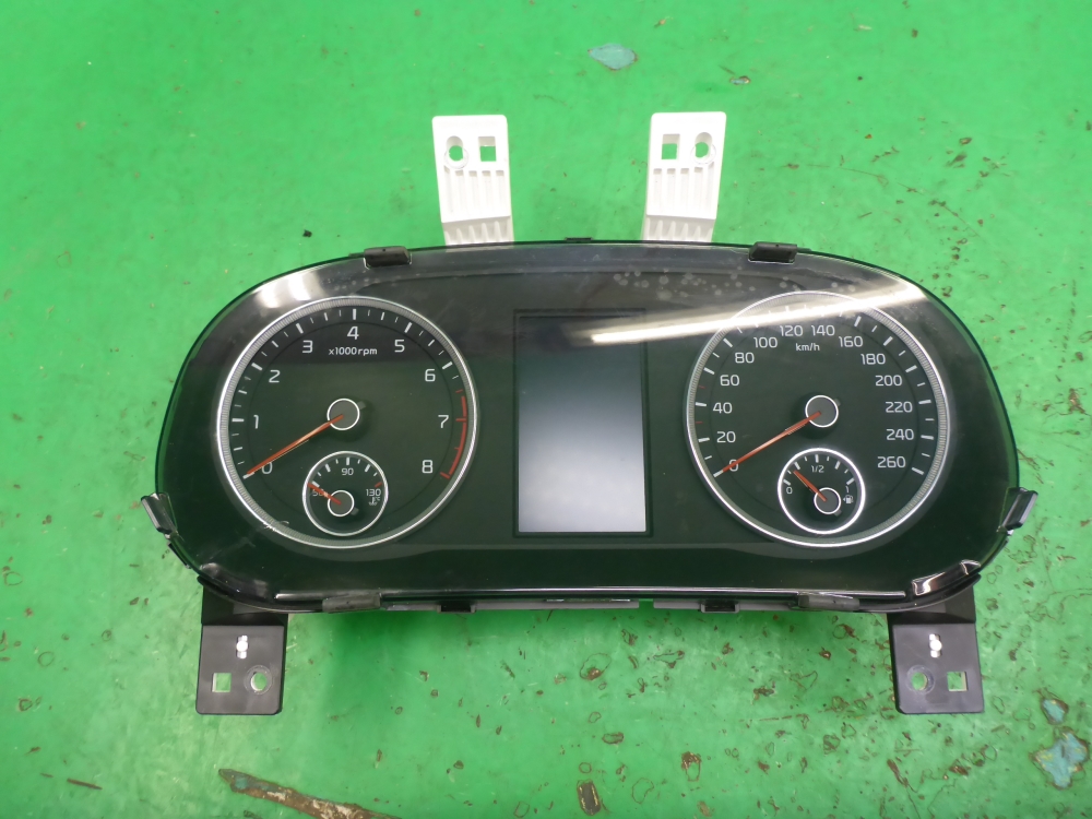 Панель приборов