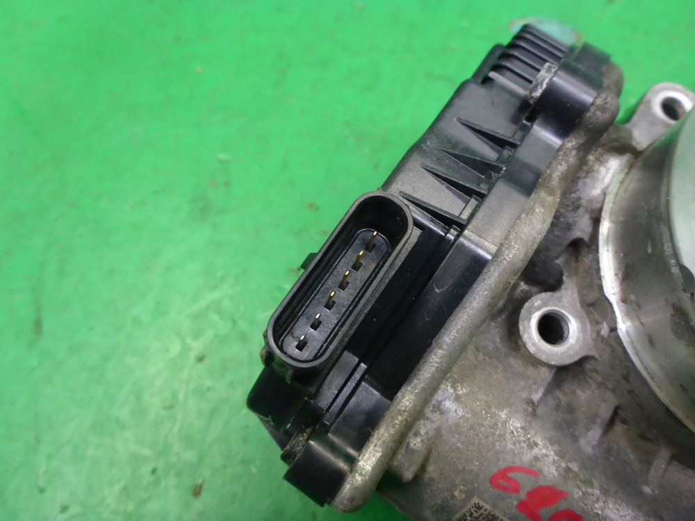 Заслонка дроссельная электрическая