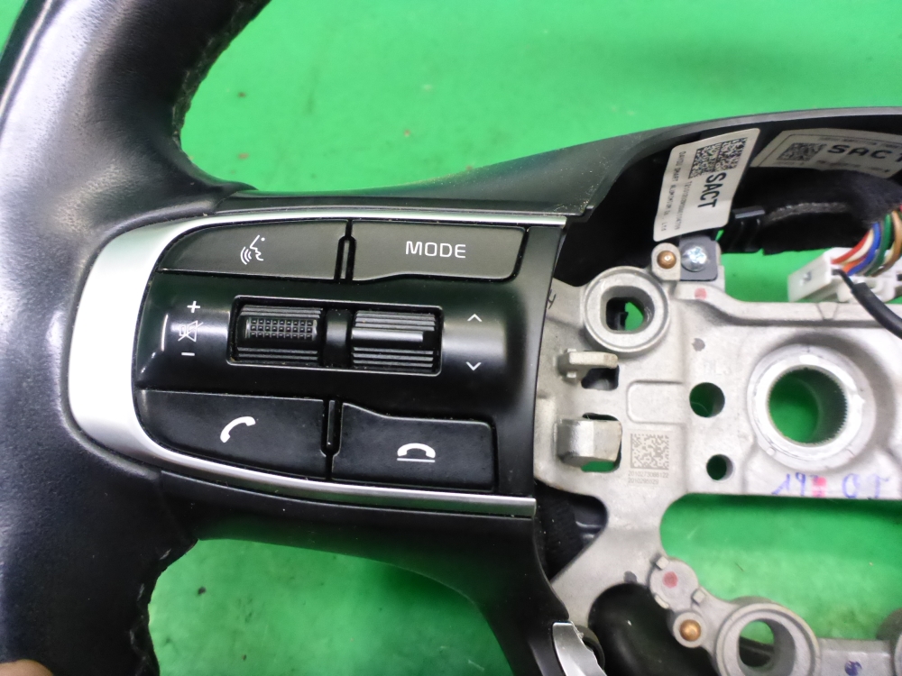 Рулевое колесо (руль)