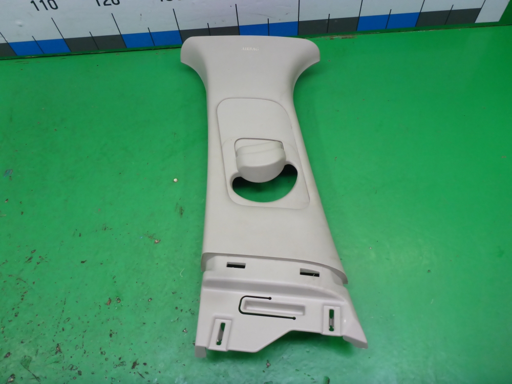 Обшивка стойки