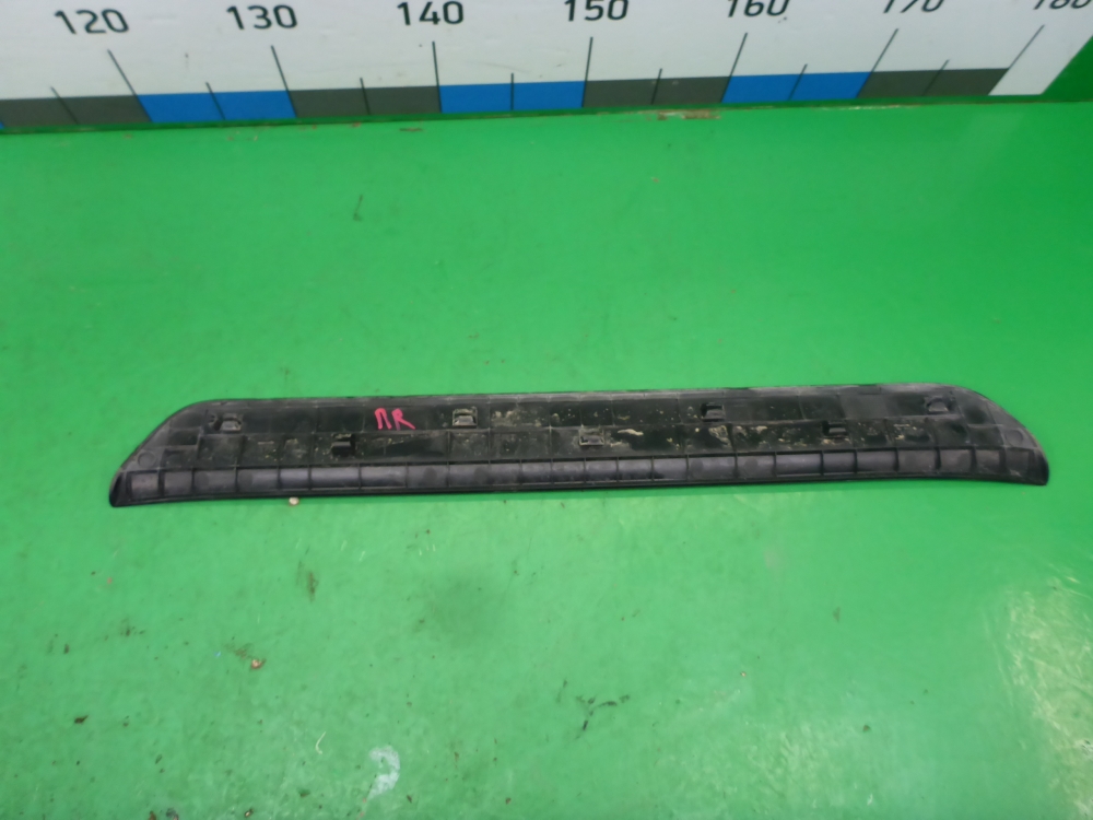 Накладка порога (внутренняя)