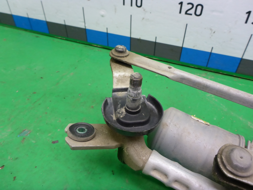 Трапеция стеклоочистителей