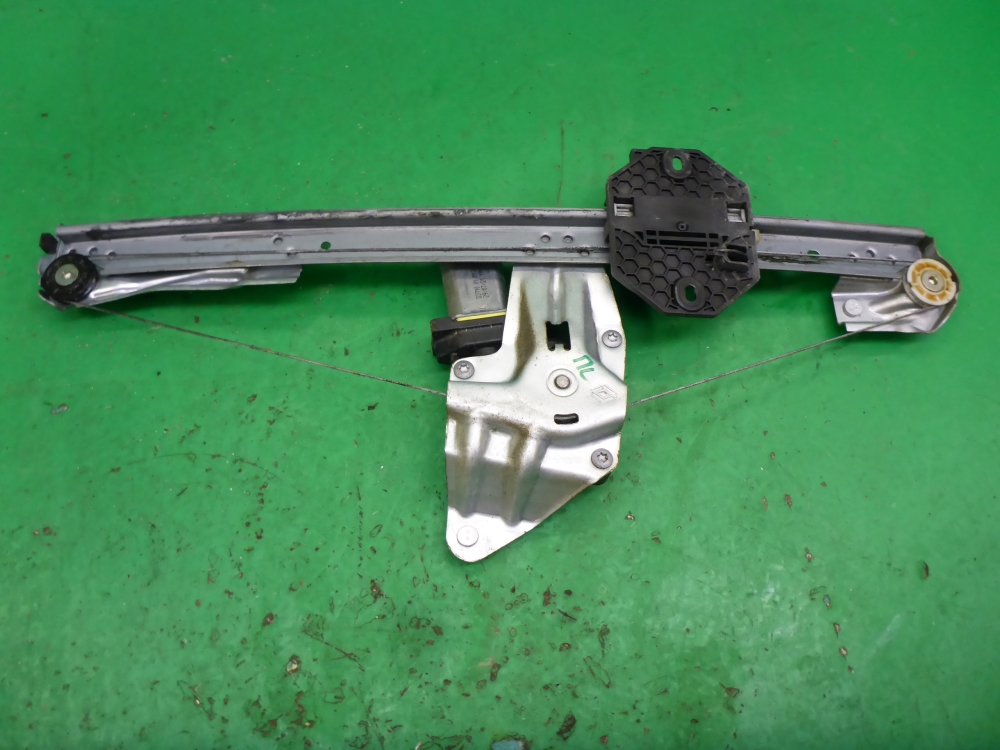 Стеклоподъемник электр. передний левый