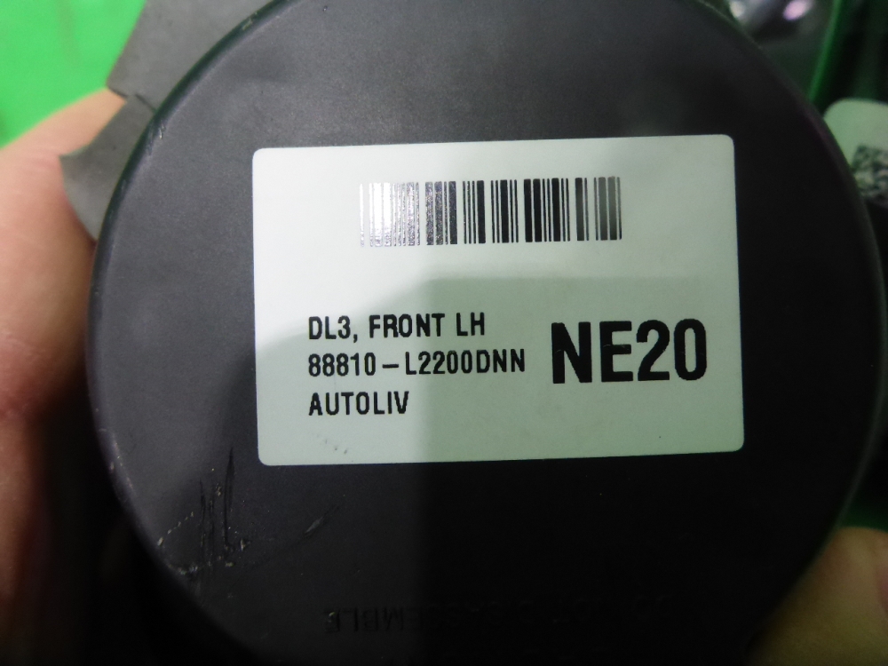 Ремень безопасности с пиропатроном