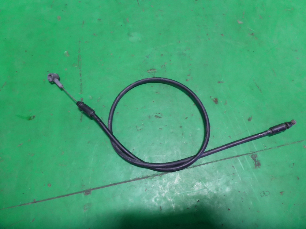 Трос открывания капота