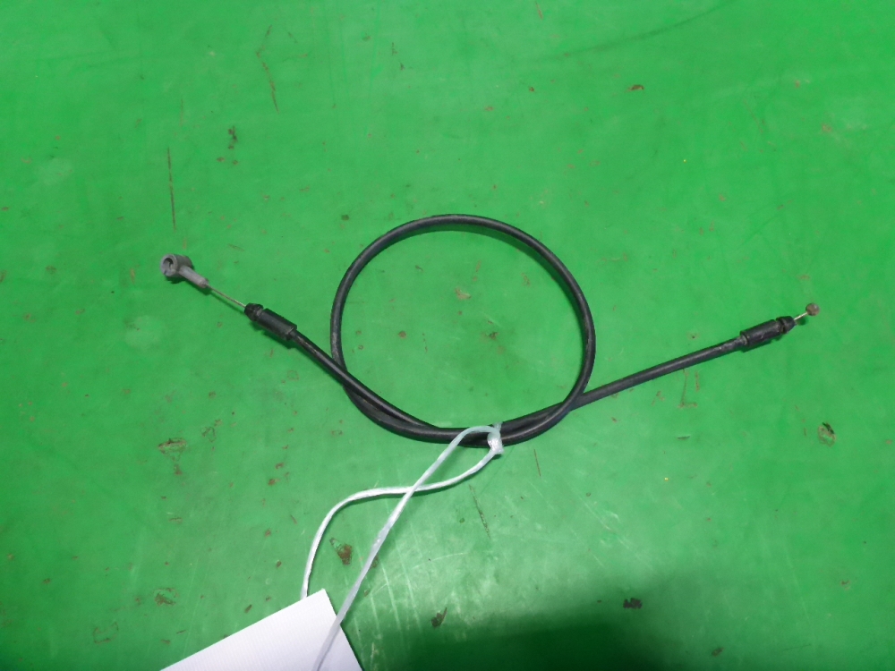 Трос открывания капота