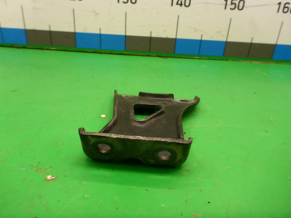 Кронштейн (сопут. товар)