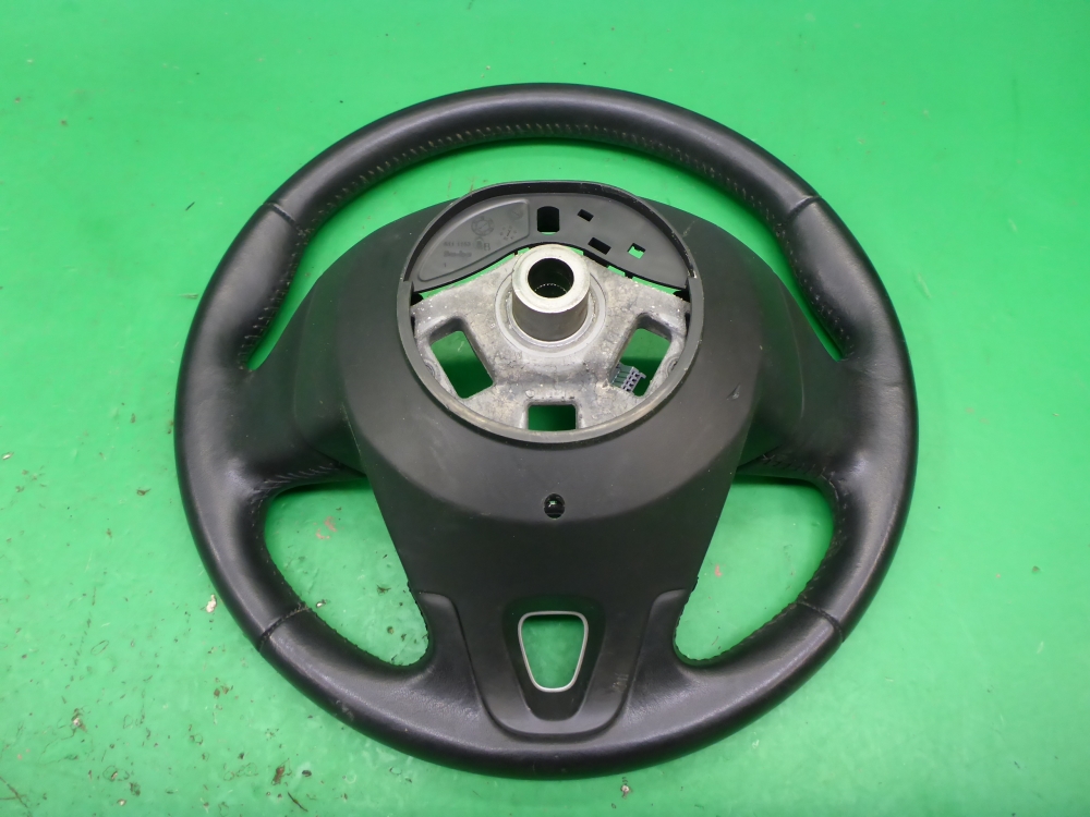 Рулевое колесо (руль)