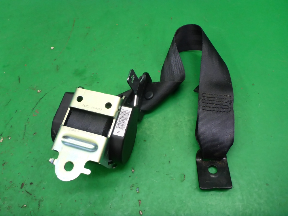 Ремень безопасности