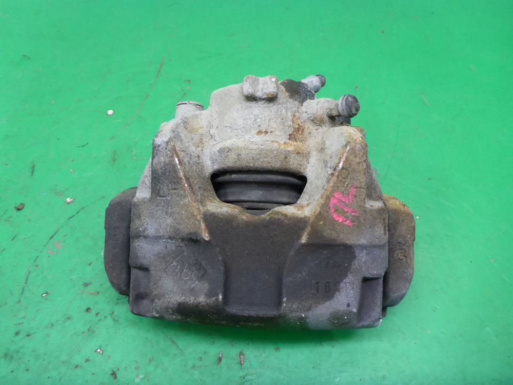 Суппорт передний левый