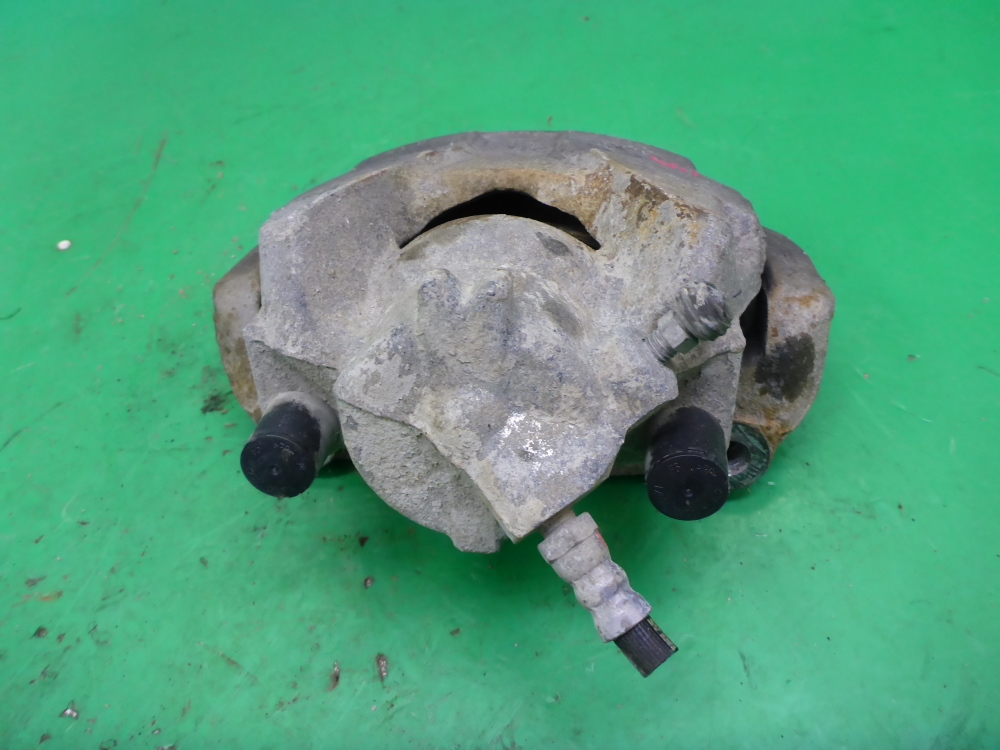 Суппорт передний правый