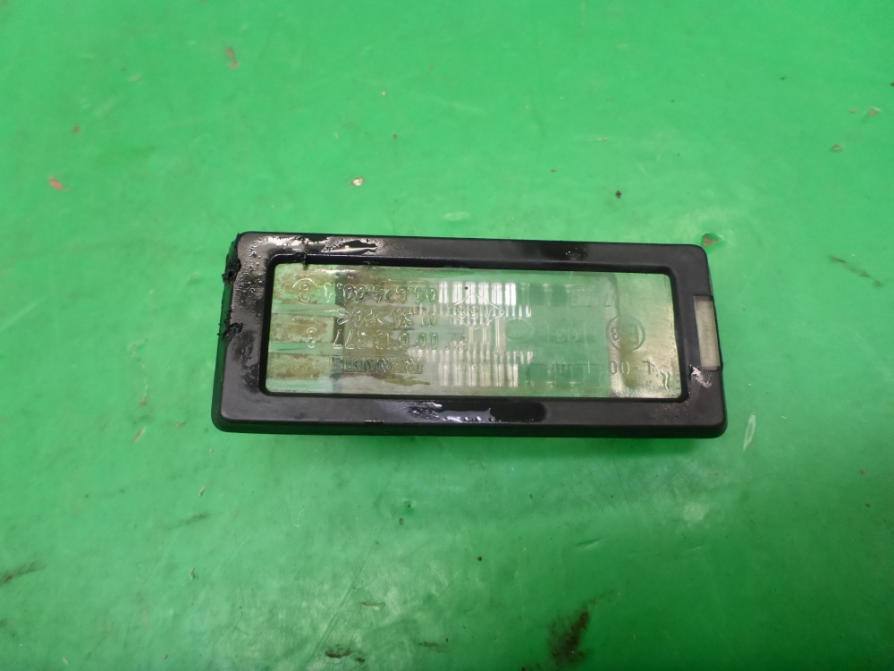 Фонарь подсветки номера