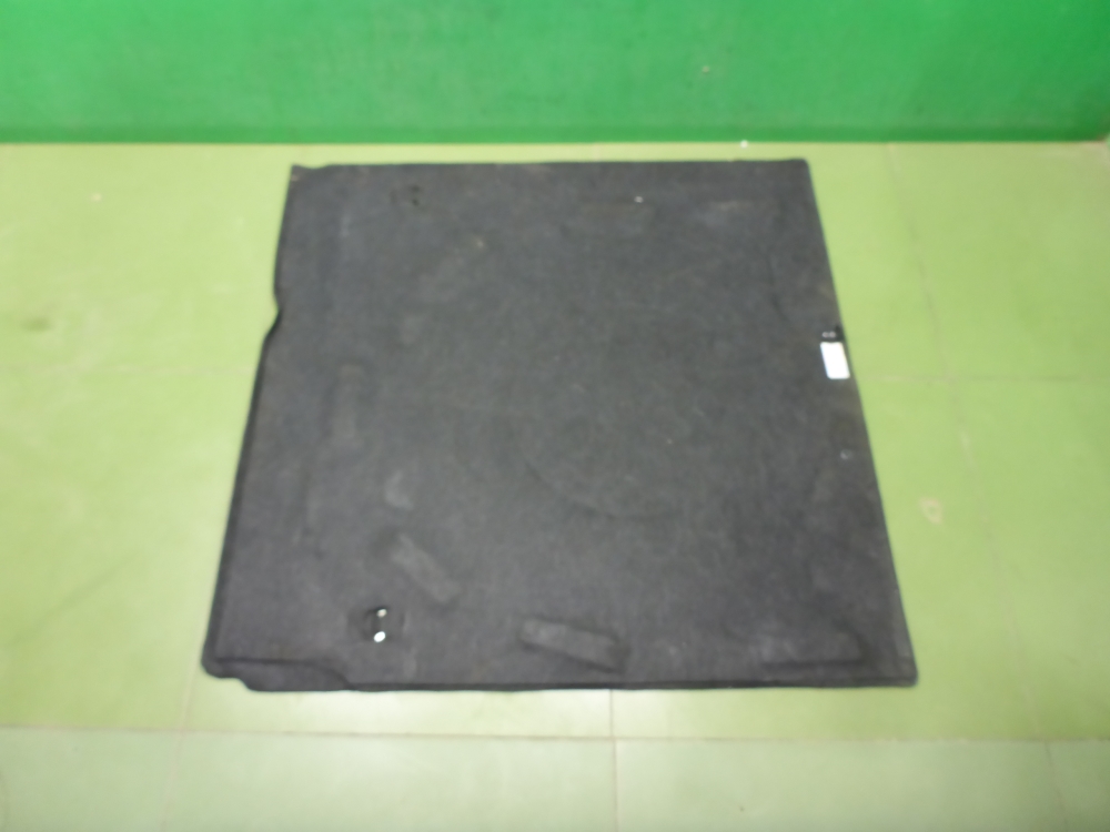 Пол багажника