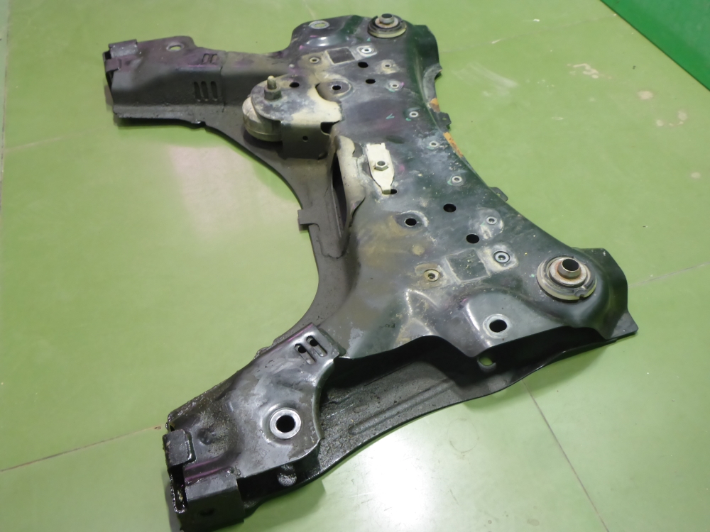 Балка подмоторная