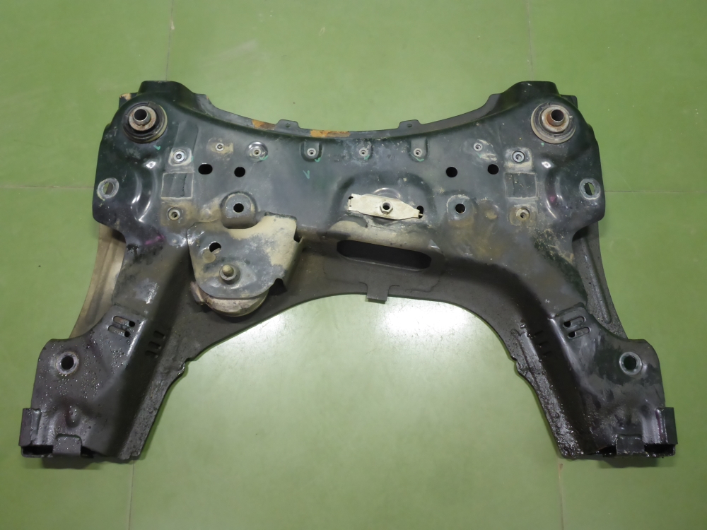 Балка подмоторная