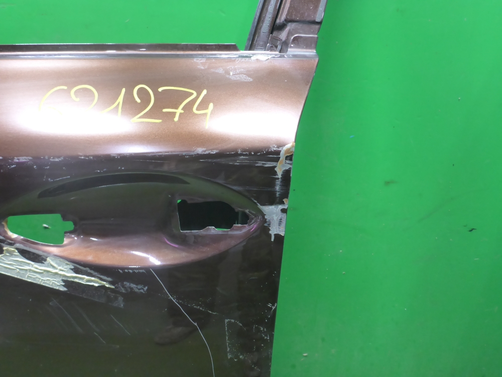 Дверь передняя левая