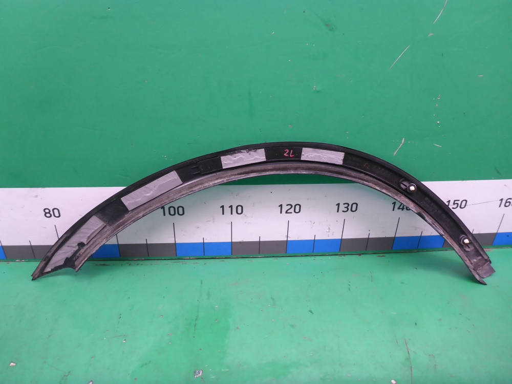 Накладка заднего крыла левого