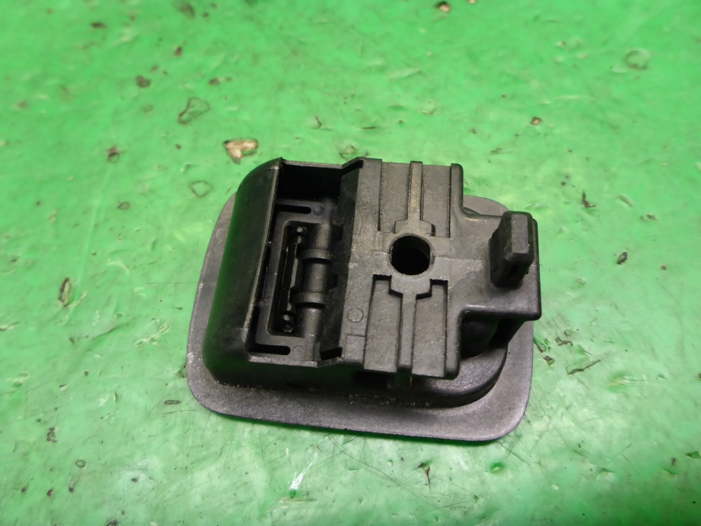 Кронштейн (сопут. товар)