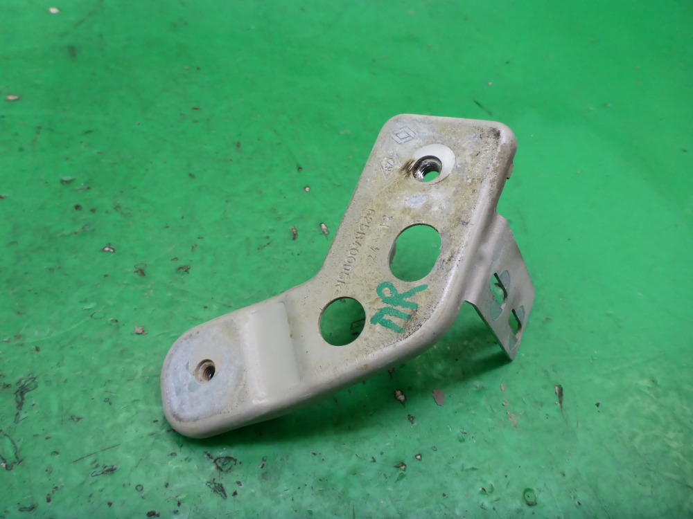 Кронштейн радиатора