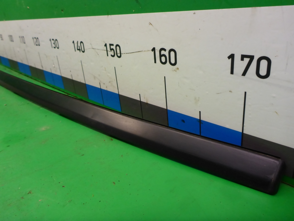 Молдинг крыши правый