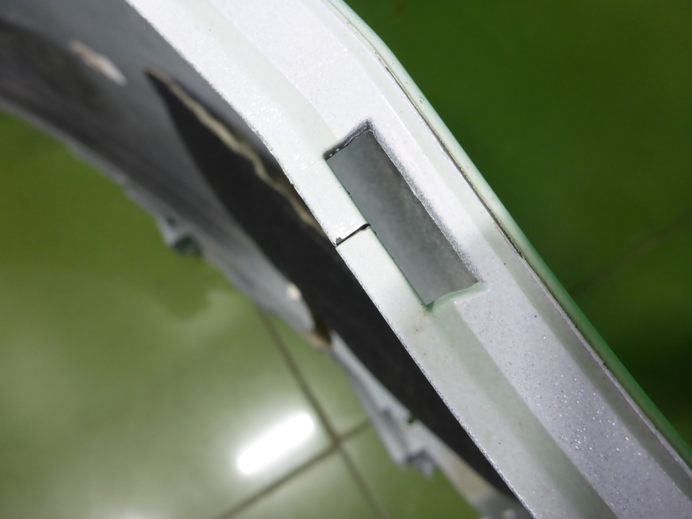 Бампер задний