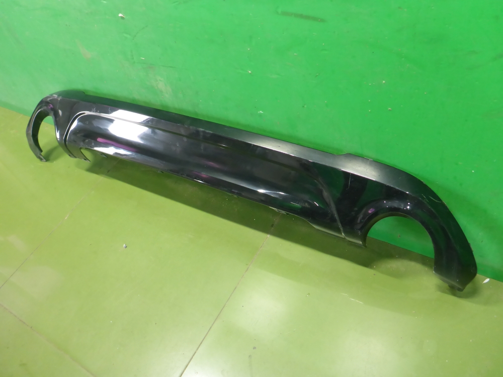 Накладка заднего бампера