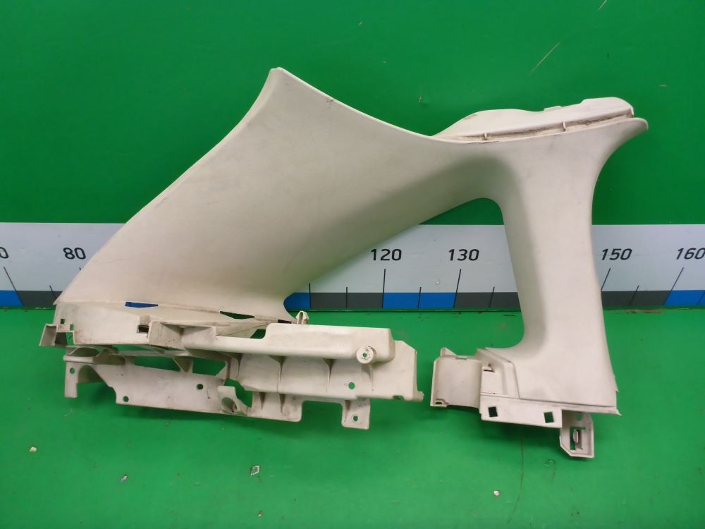 Обшивка багажника