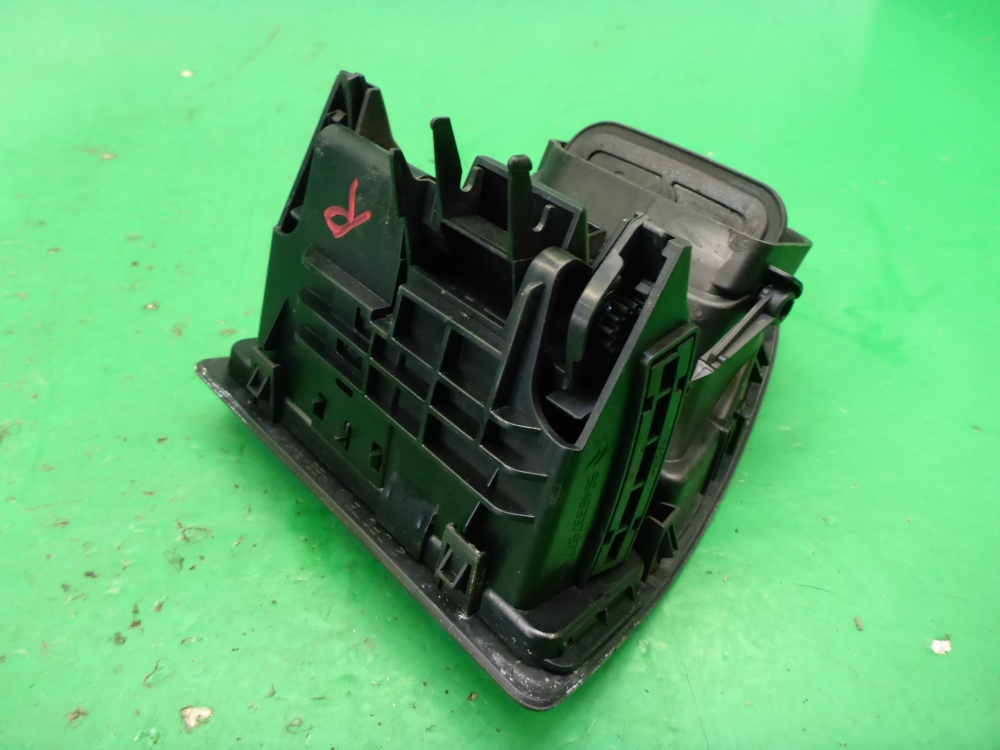 Дефлектор воздушный